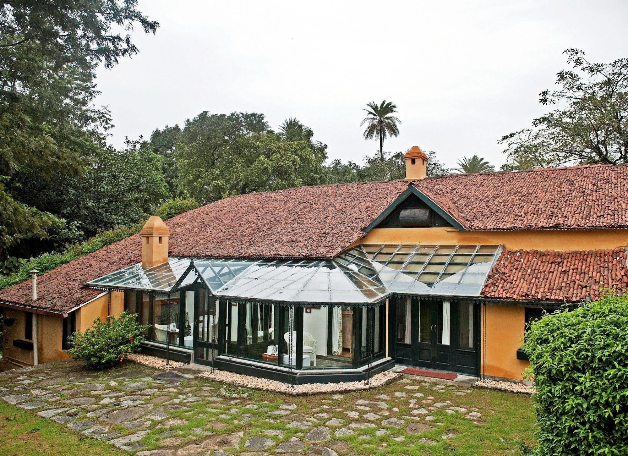 Welcomheritage Connaught House Mount Abu Eksteriør bilde