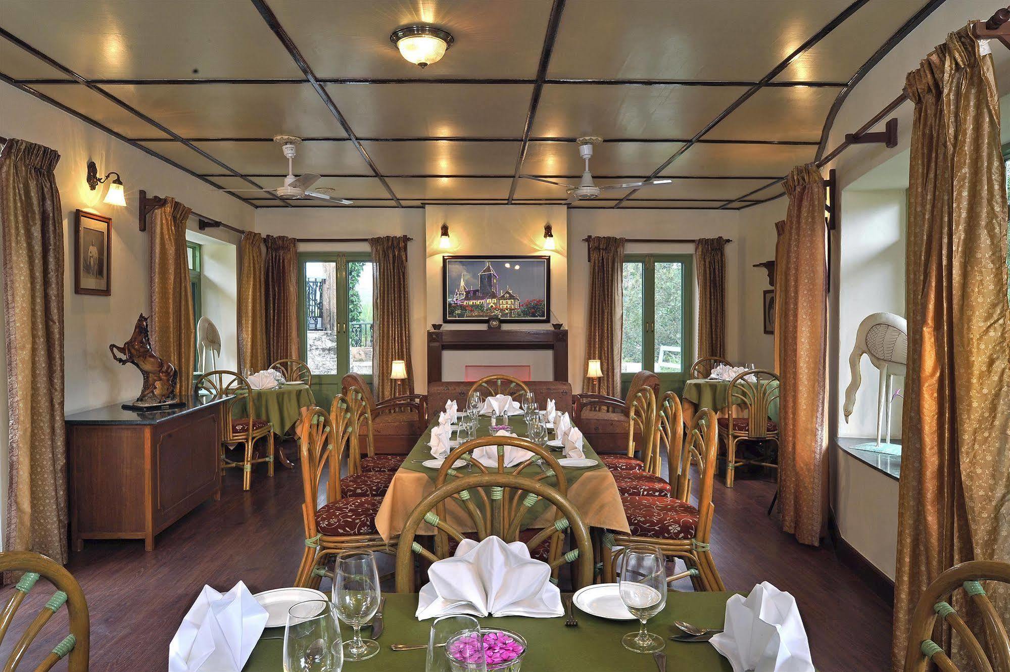 Welcomheritage Connaught House Mount Abu Eksteriør bilde